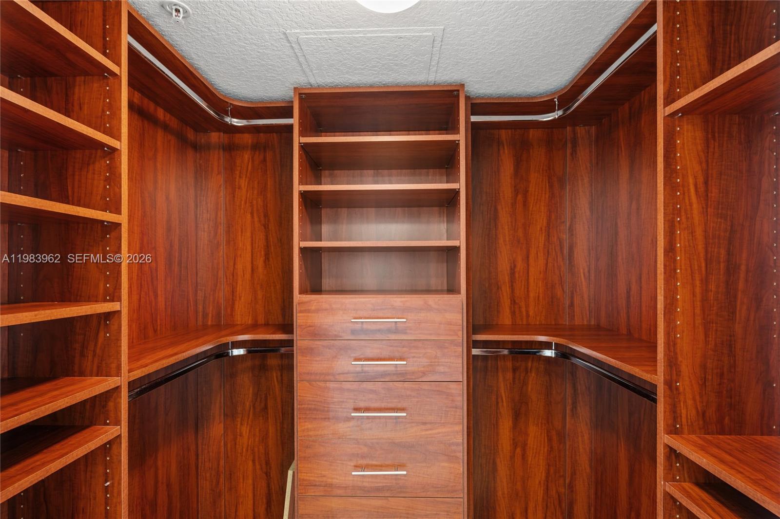 1800 N Bayshore Dr #1208, Miami FL 33132