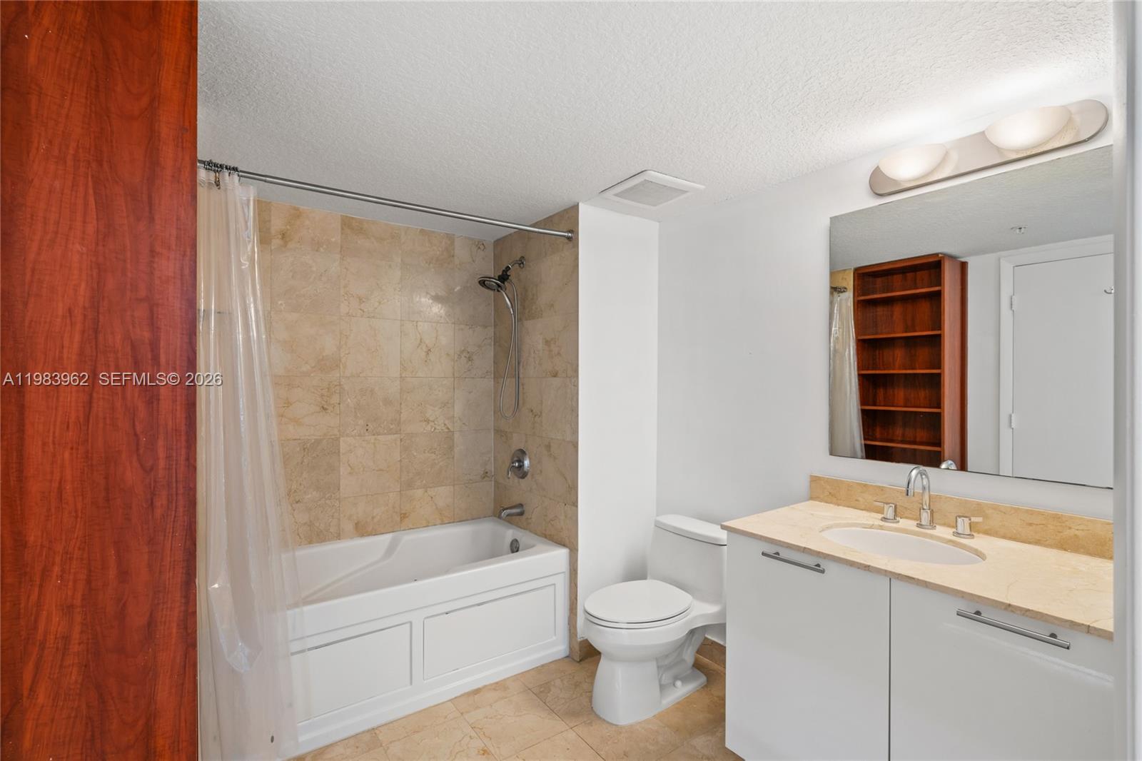 1800 N Bayshore Dr #1208, Miami FL 33132