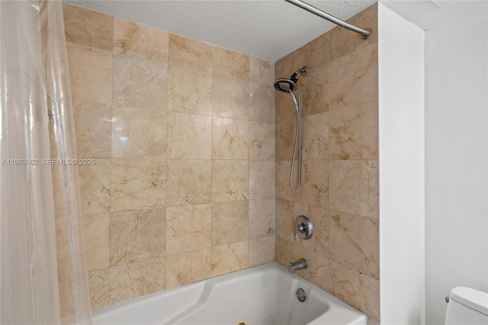 1800 N Bayshore Dr #1208, Miami FL 33132