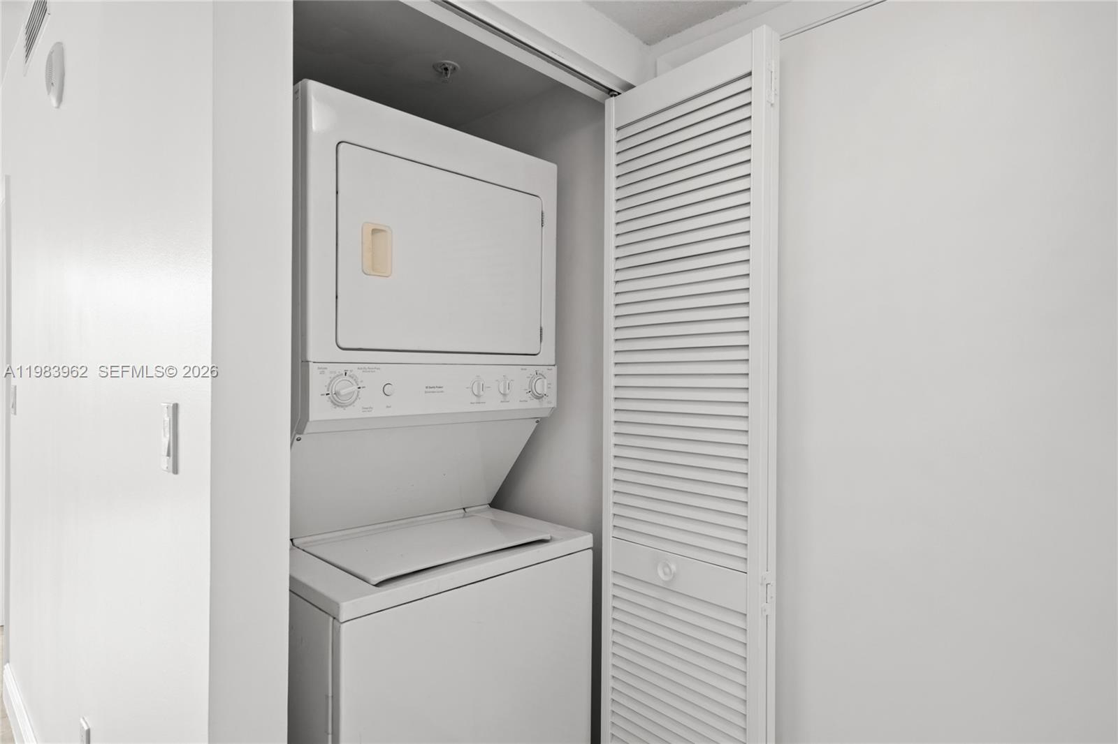 1800 N Bayshore Dr #1208, Miami FL 33132
