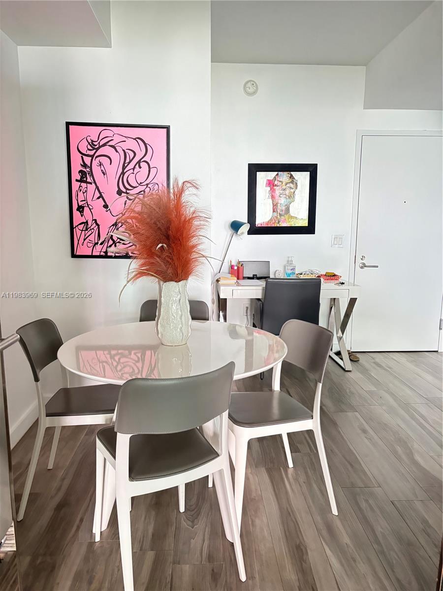 460 NE 28th St #2807, Miami FL 33137