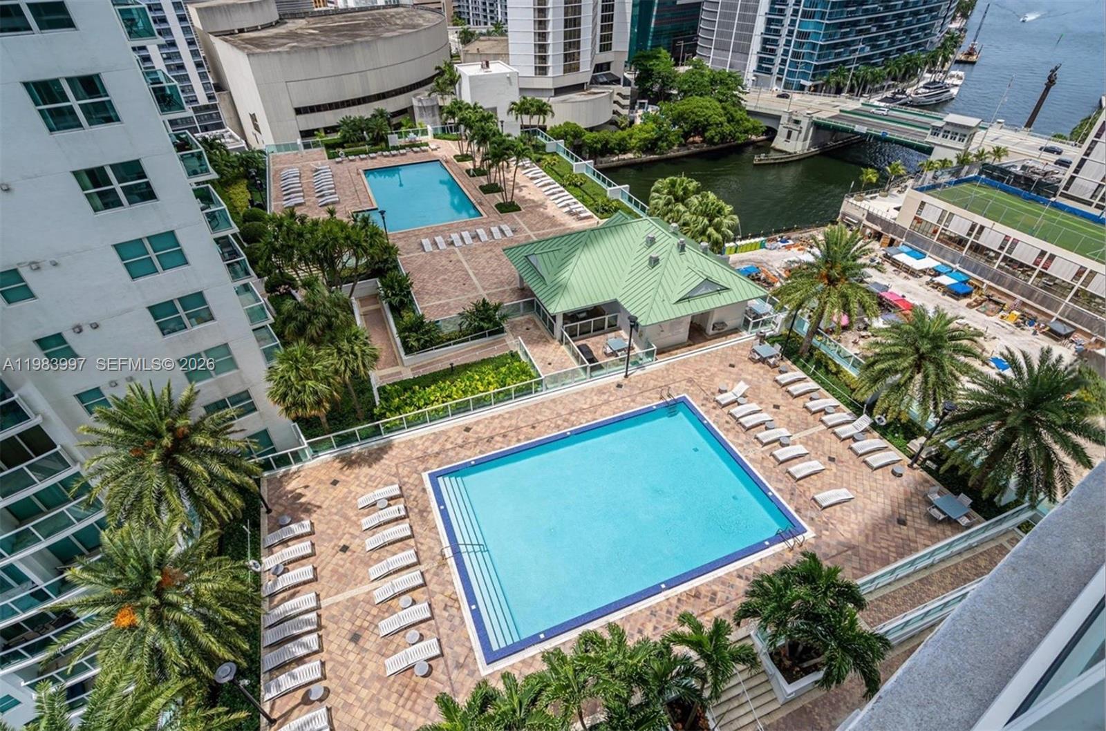 41 SE 5th St #1106, Miami FL 33131
