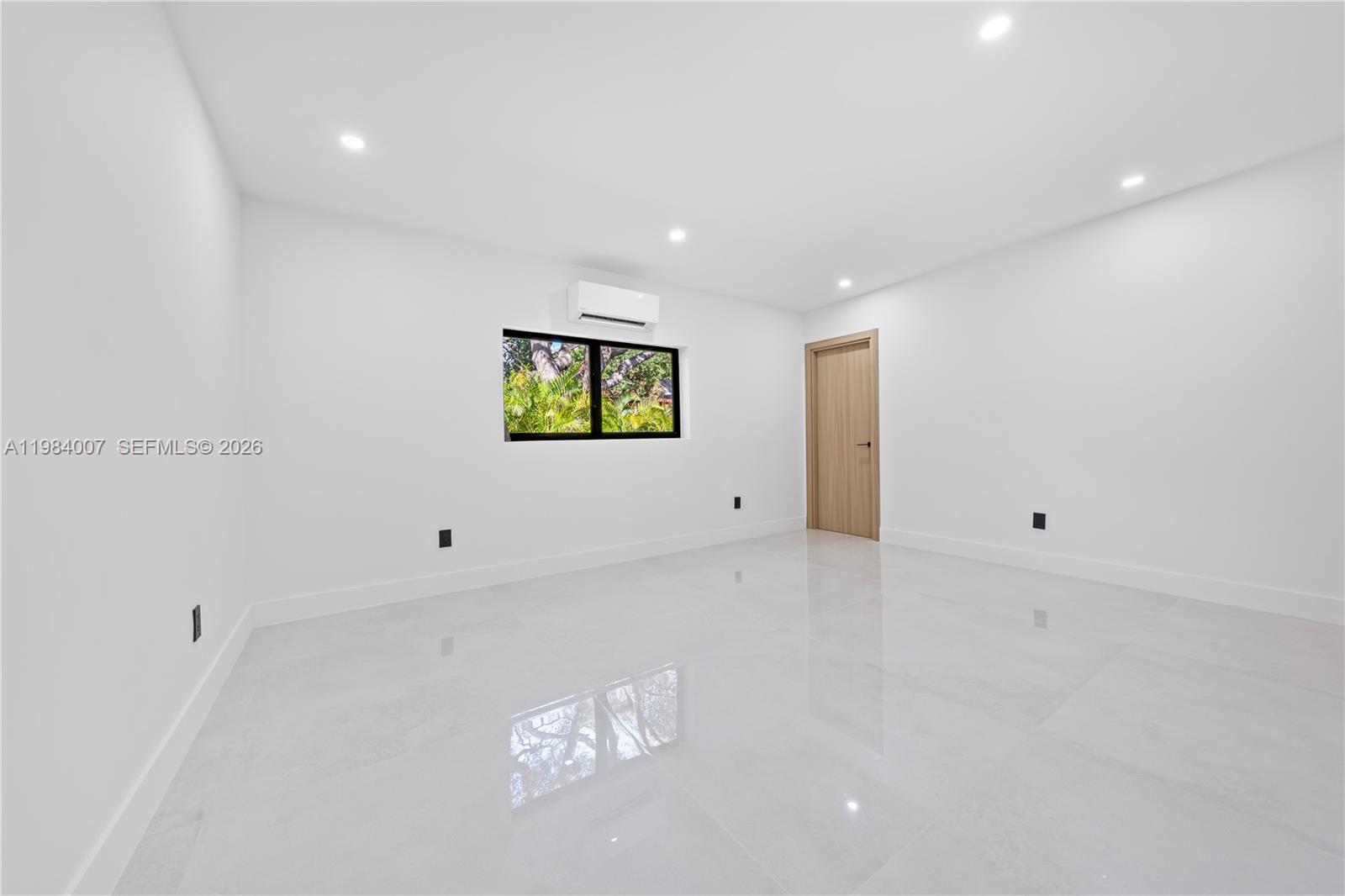 12335 Griffing Blvd, North Miami FL 33161