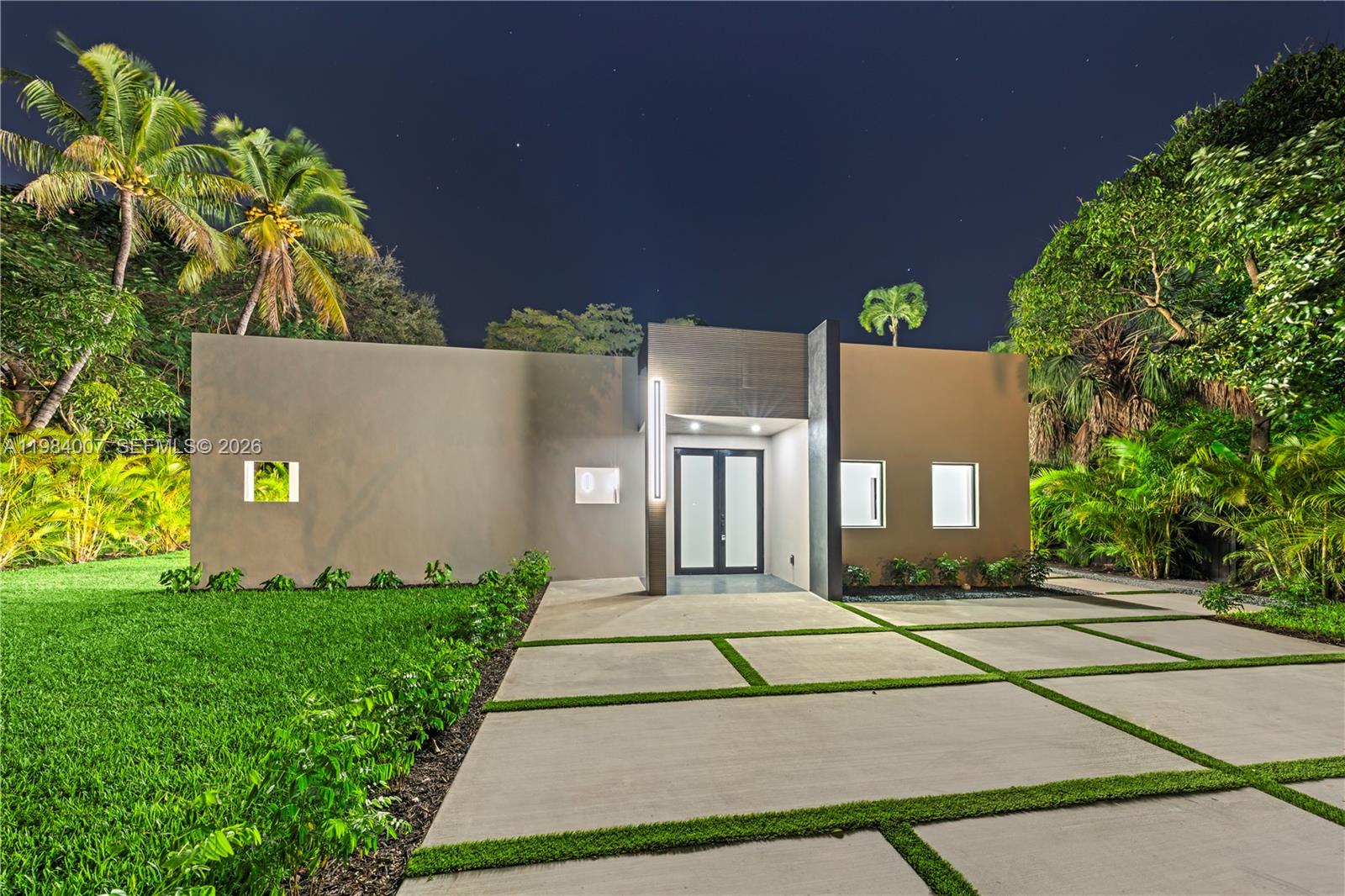 12335 Griffing Blvd, North Miami FL 33161