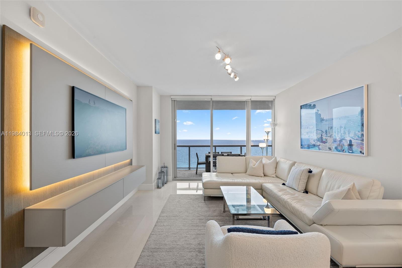 6799 Collins Ave #1404, Miami Beach FL 33141