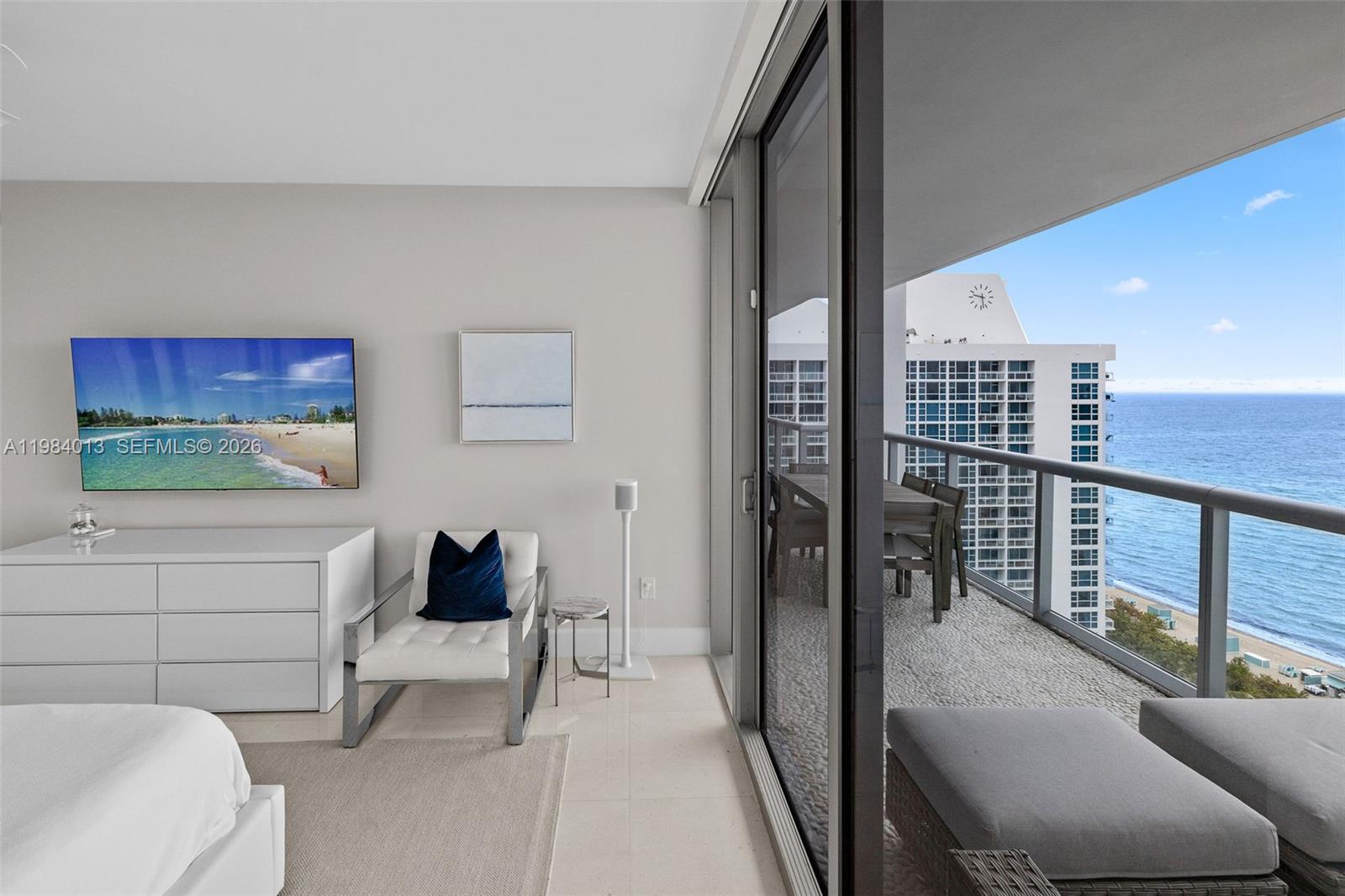 6799 Collins Ave #1404, Miami Beach FL 33141