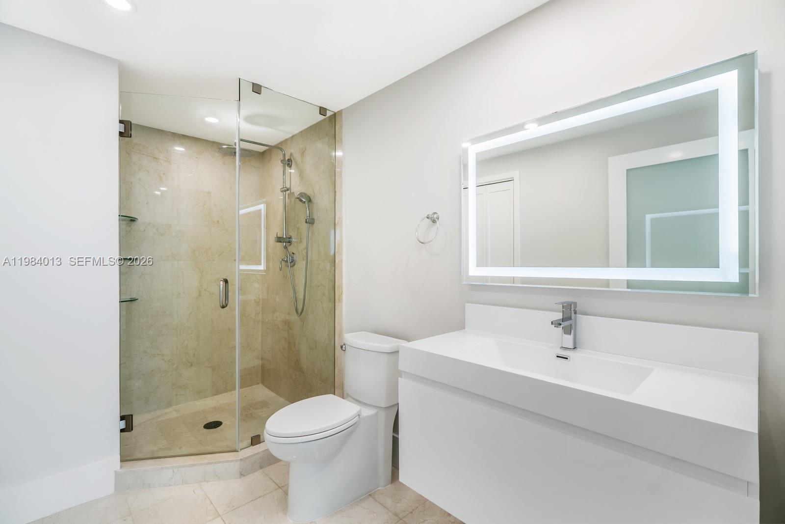 6799 Collins Ave #1404, Miami Beach FL 33141