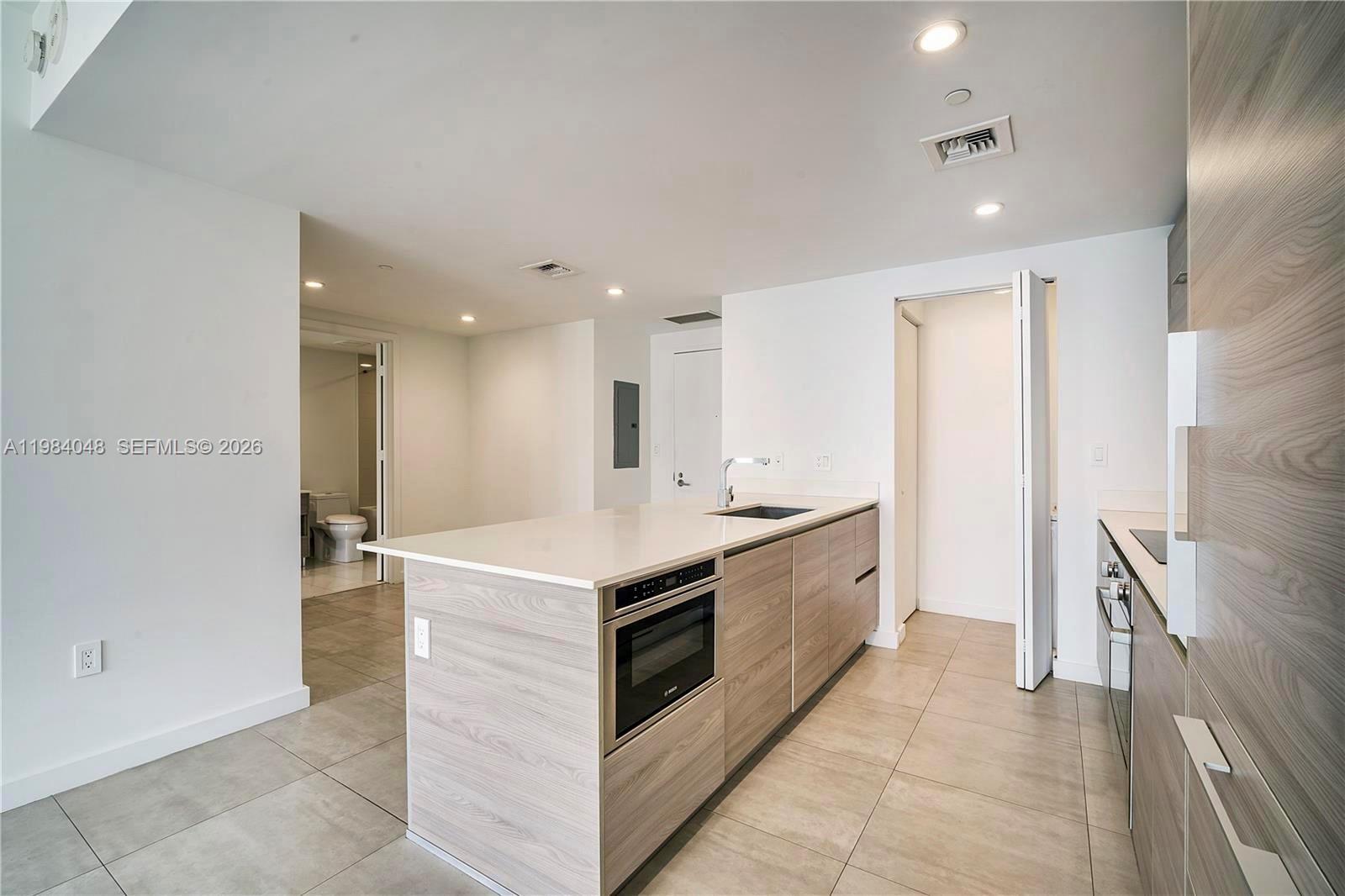 1300 S Miami Ave #1804, Miami FL 33130