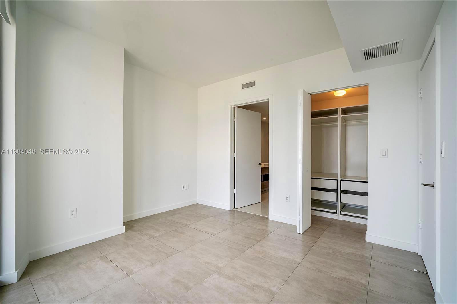 1300 S Miami Ave #1804, Miami FL 33130