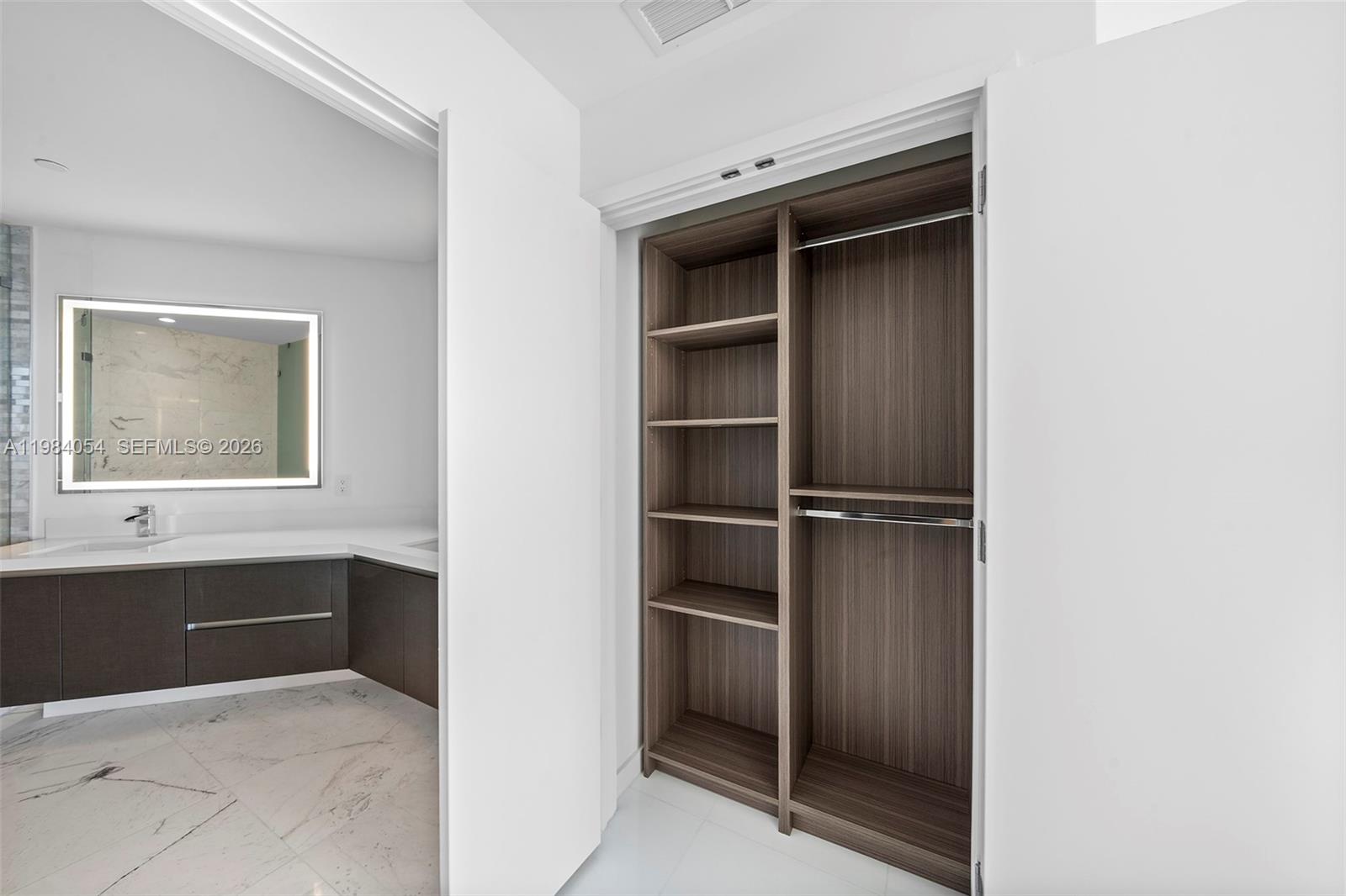 851 NE 1st Ave #4010, Miami FL 33132