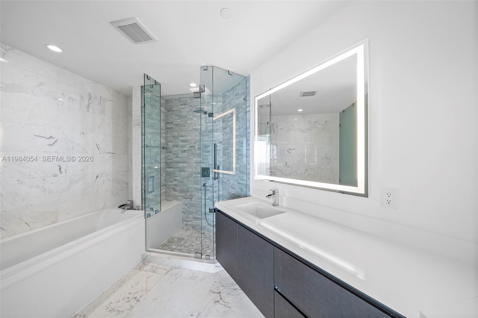 851 NE 1st Ave #4010, Miami FL 33132
