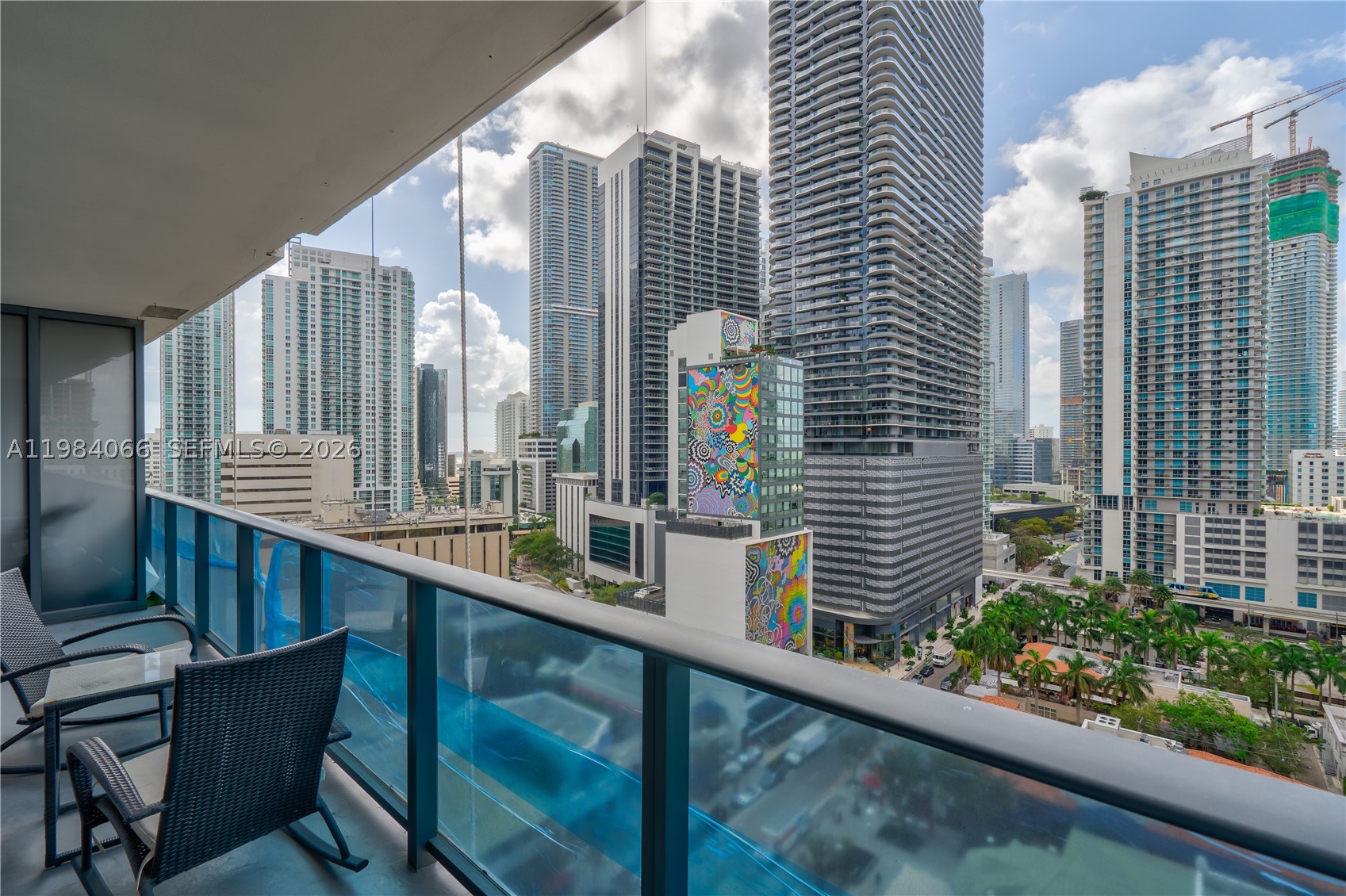 45 SW 9th St #1405, Miami FL 33130