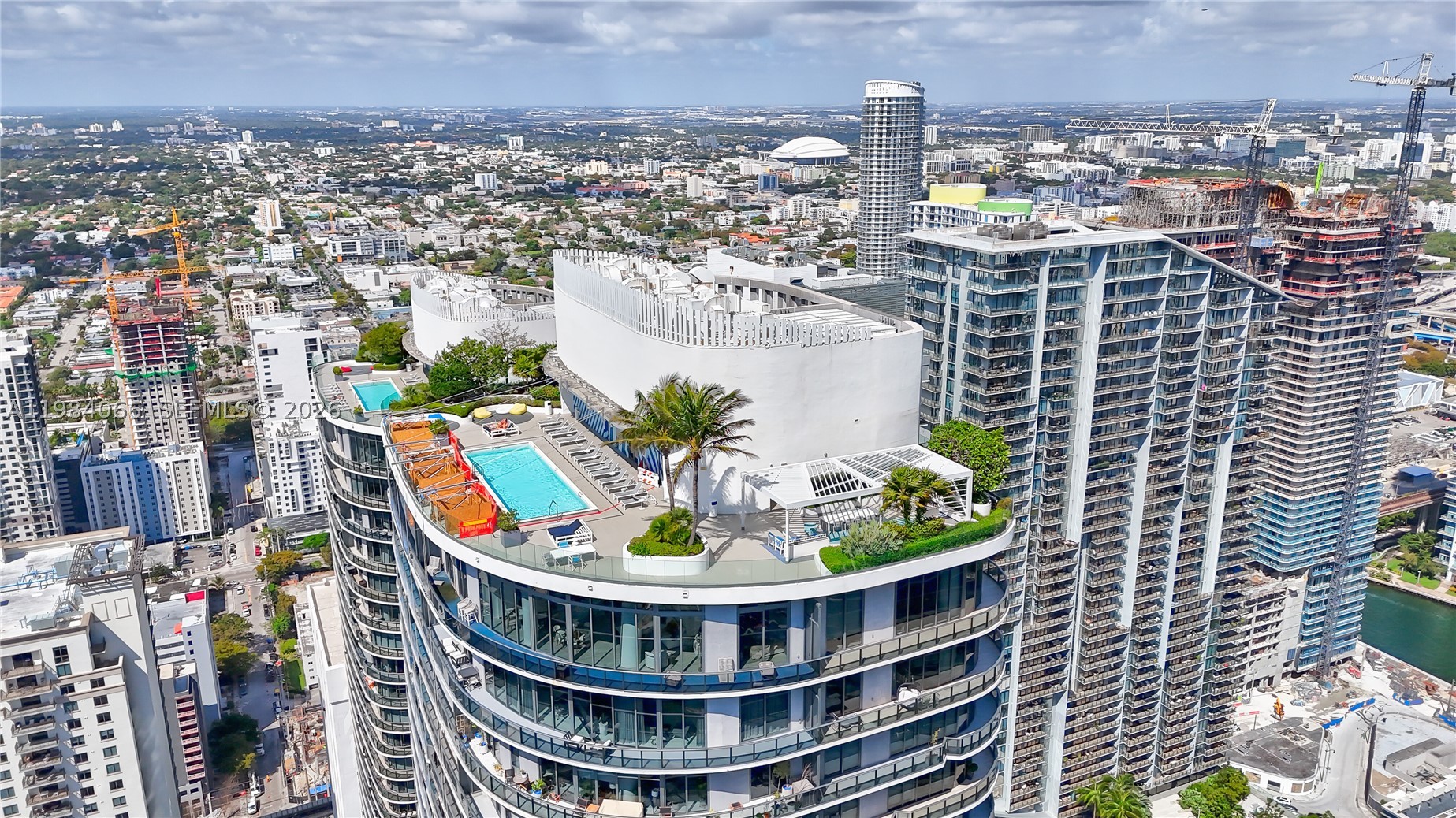 45 SW 9th St #1405, Miami FL 33130