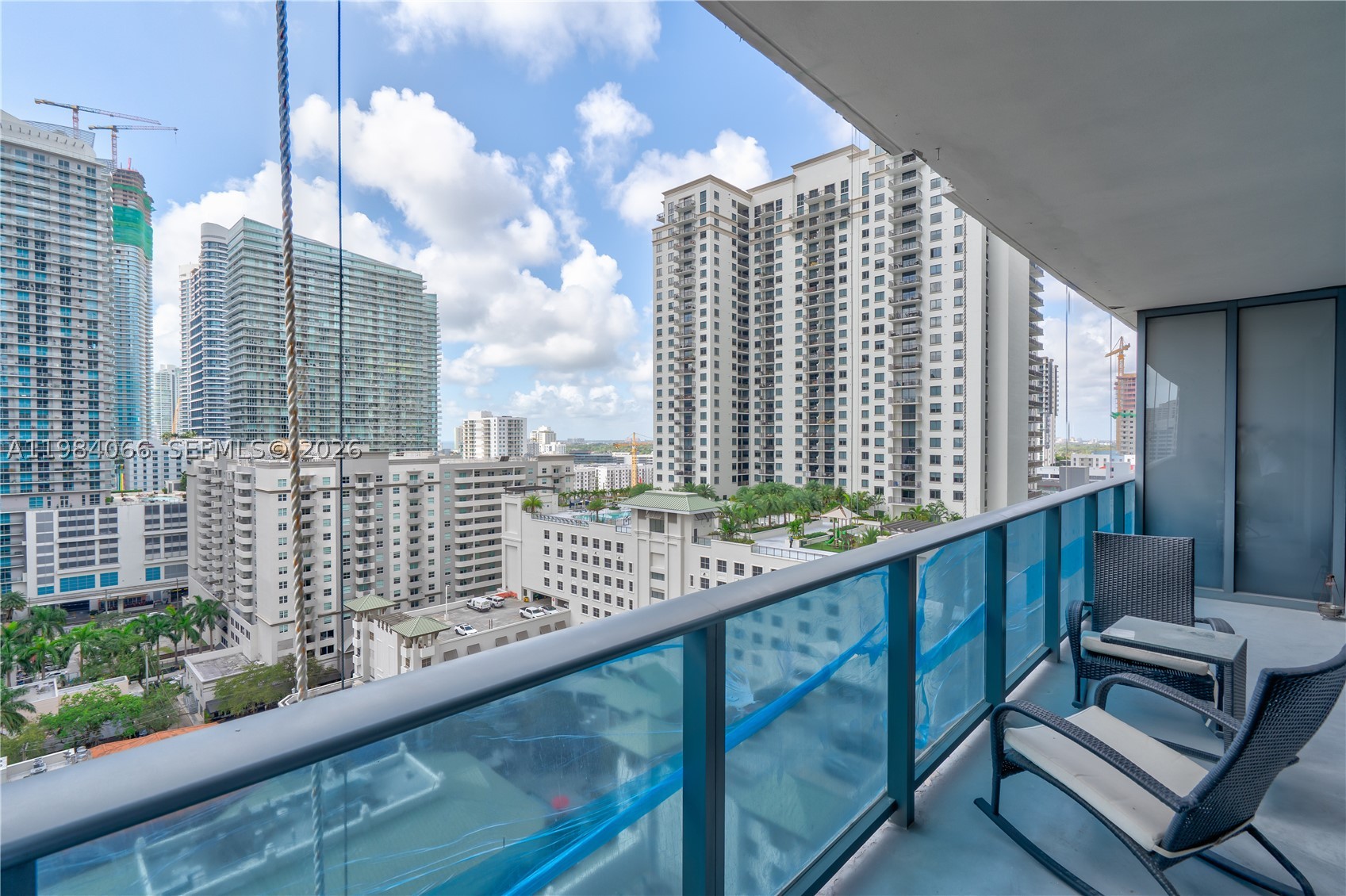 45 SW 9th St #1405, Miami FL 33130