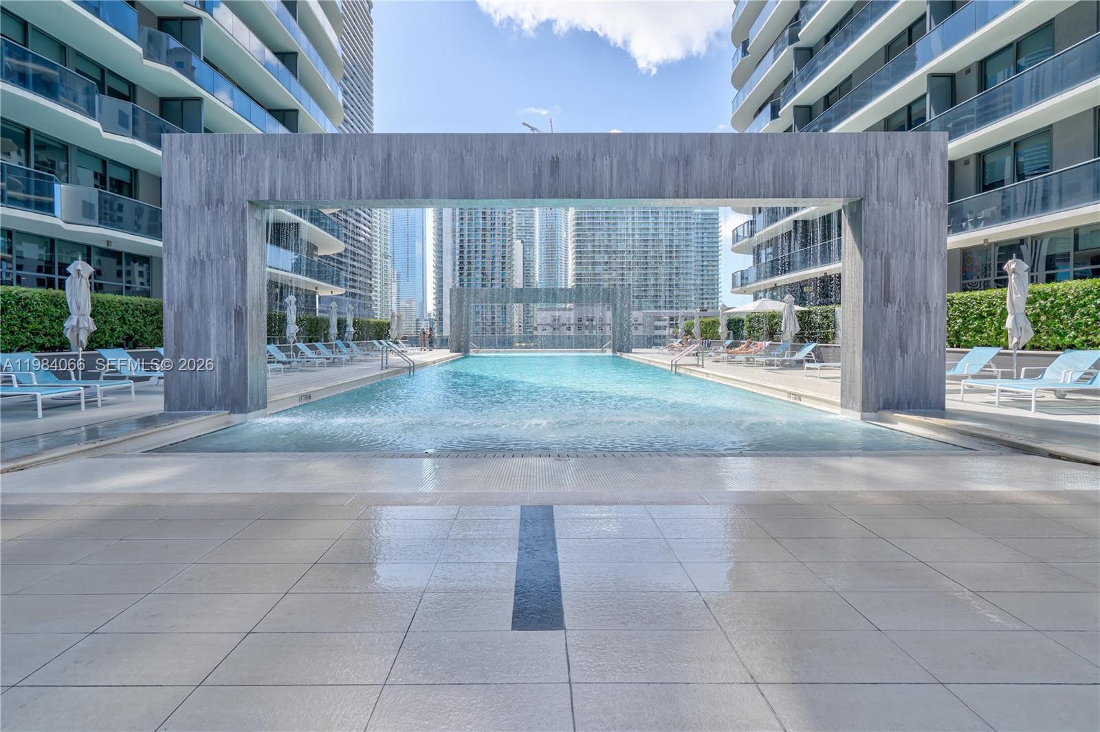 45 SW 9th St #1405, Miami FL 33130