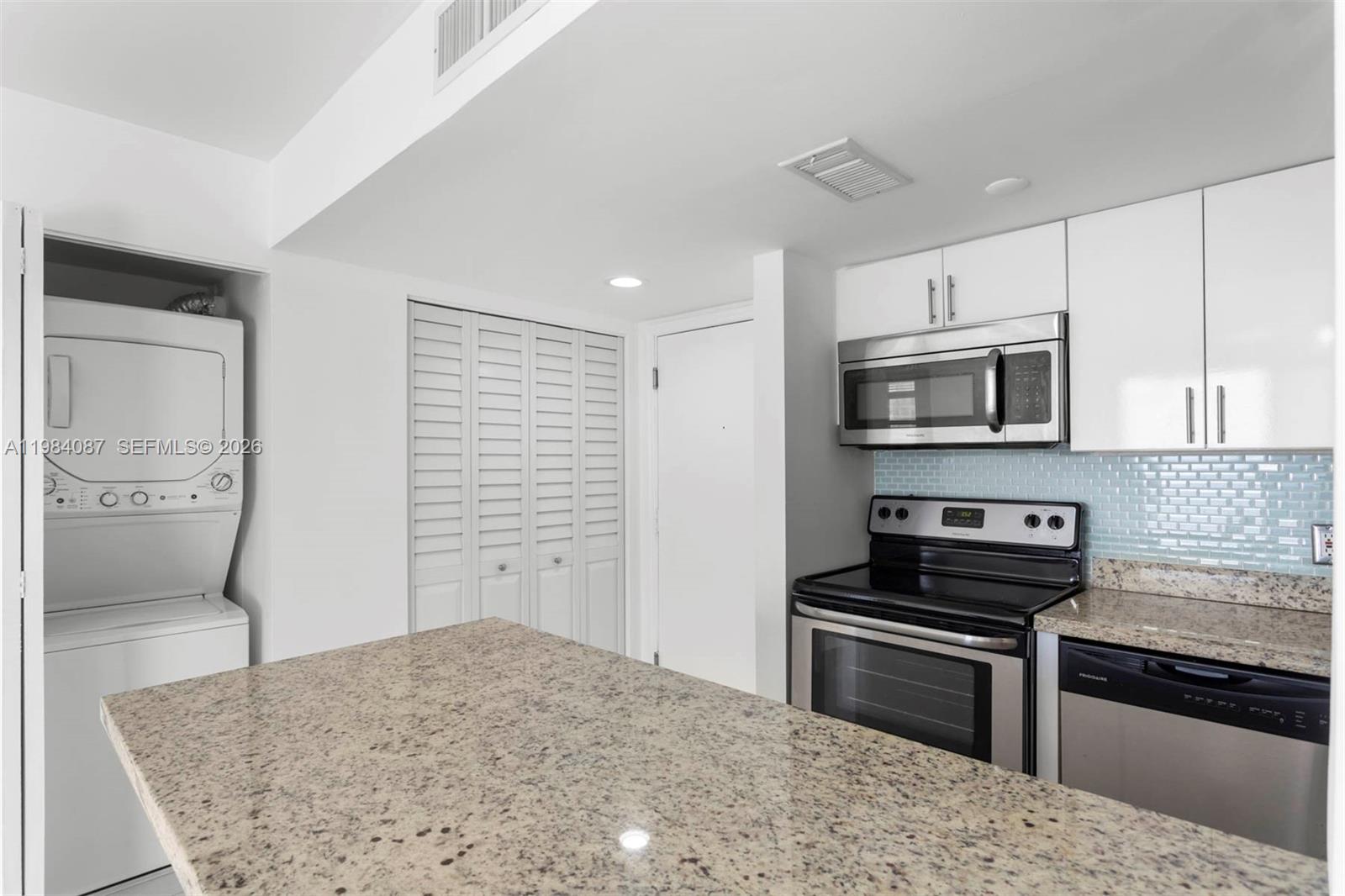 770 Claughton Island Dr #1508, Miami FL 33131