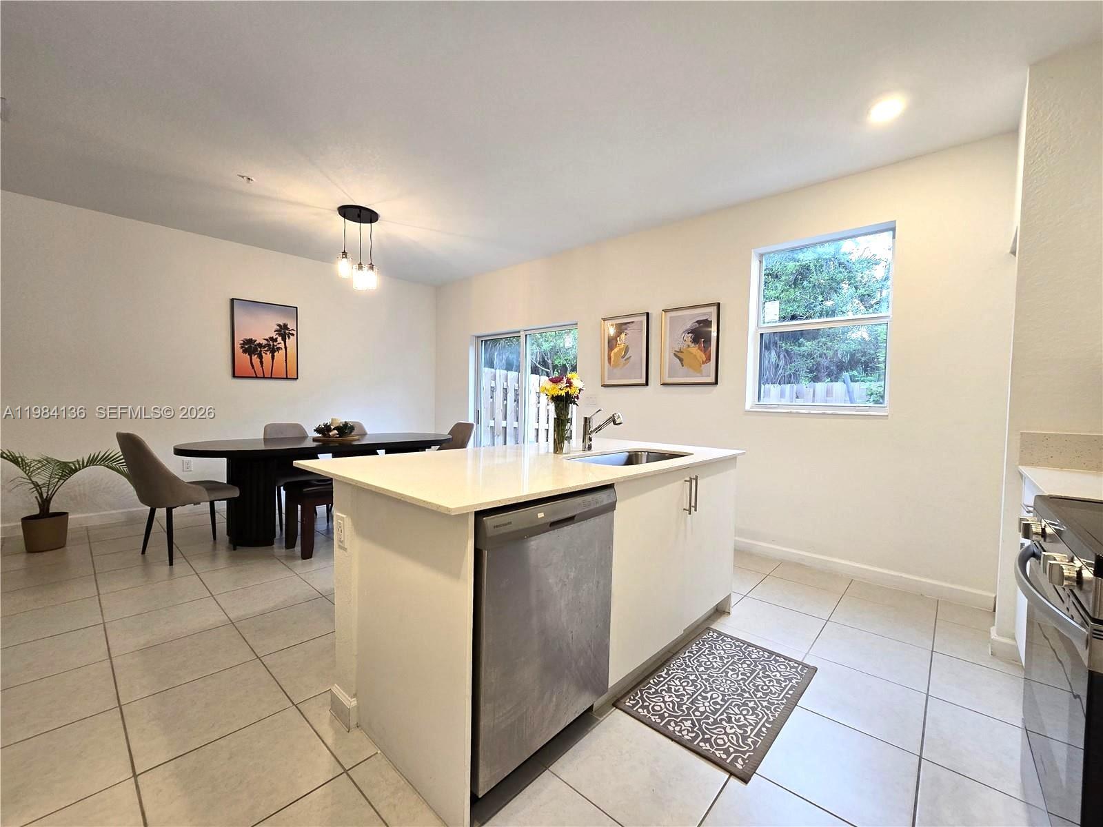 2761 NW 55th Way, Lauderhill FL 33313