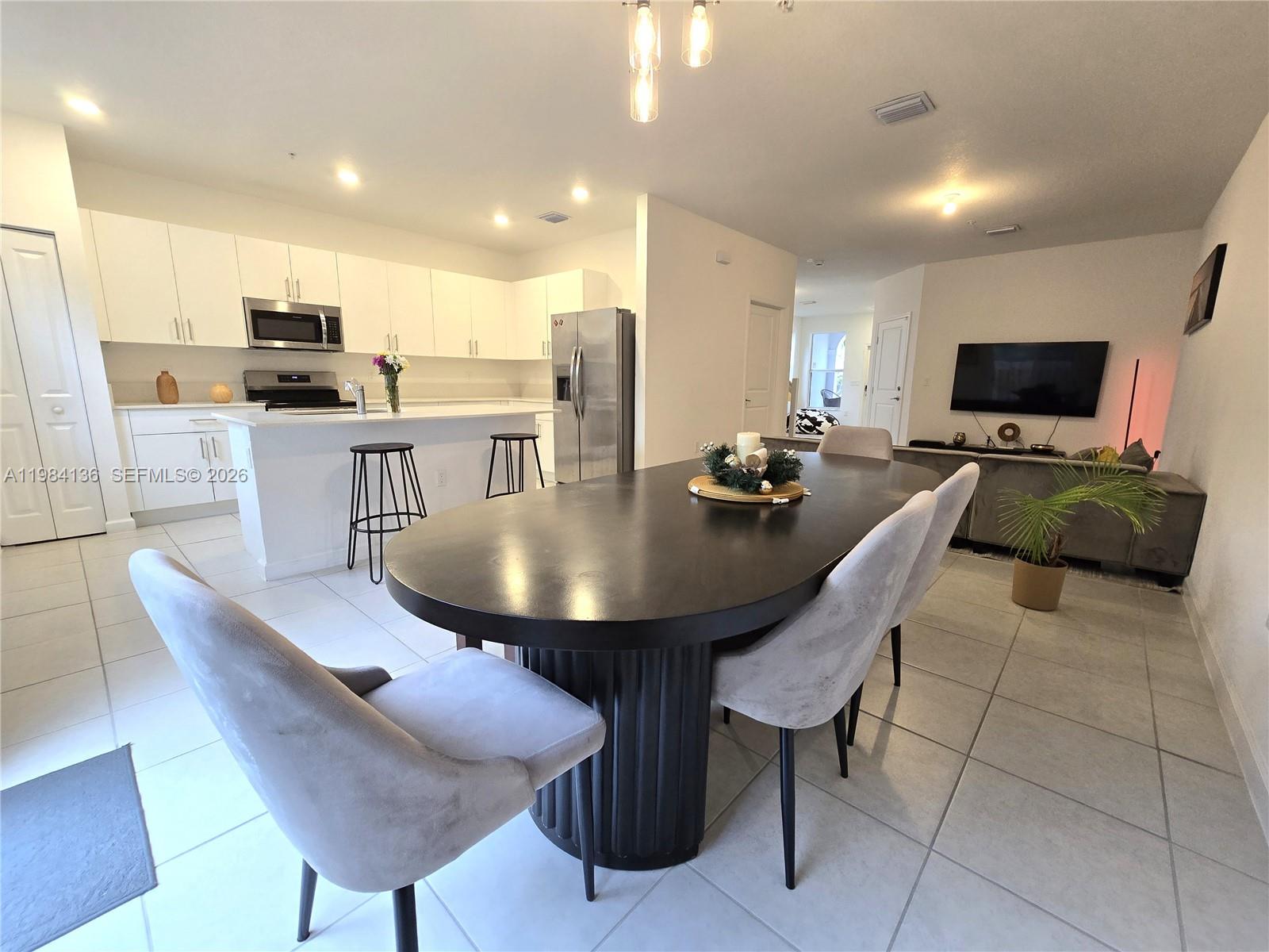 2761 NW 55th Way, Lauderhill FL 33313