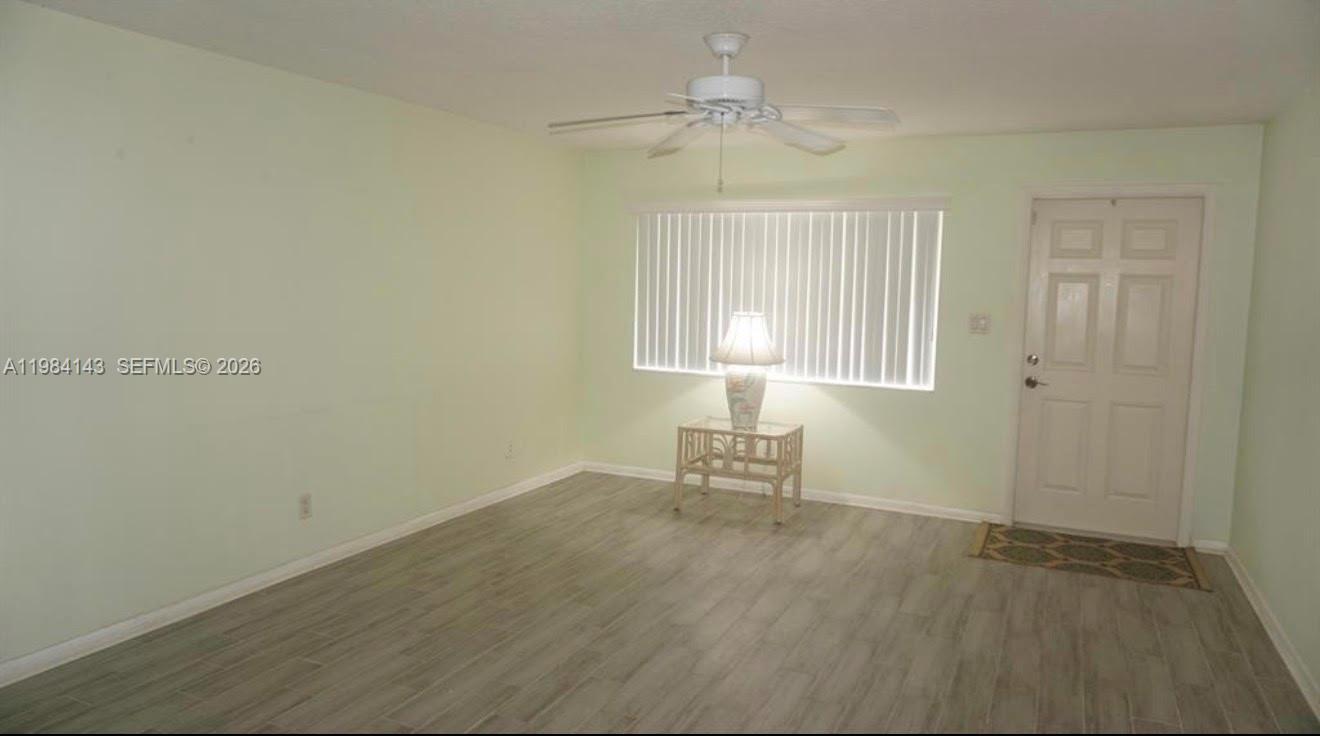 328 Riverdale Rd, Palm Springs FL 33461