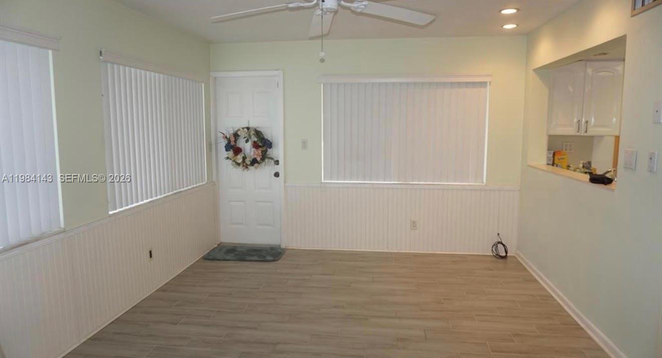 328 Riverdale Rd, Palm Springs FL 33461