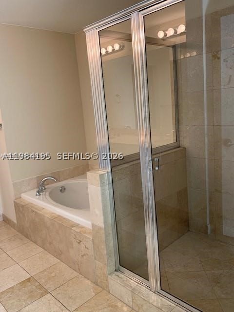 3330 NE 190th St #1018, Aventura FL 33180