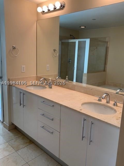 3330 NE 190th St #1018, Aventura FL 33180
