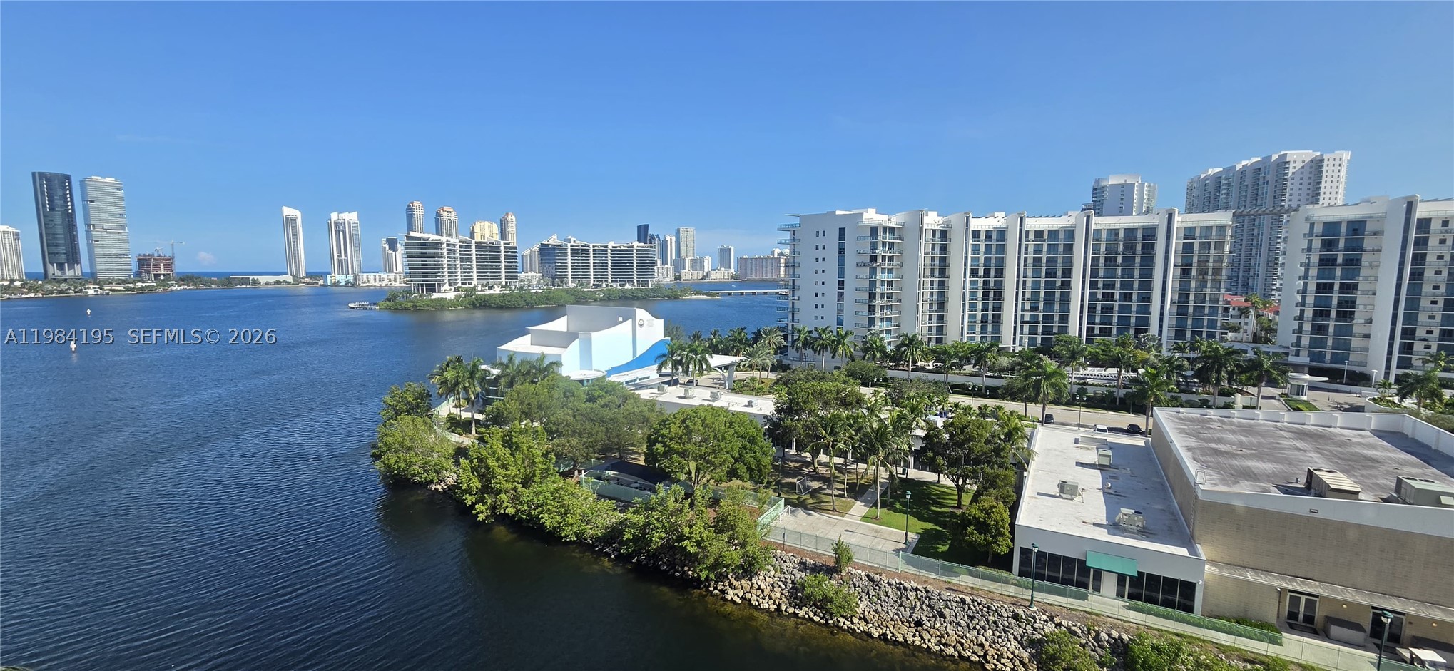 3330 NE 190th St #1018, Aventura FL 33180