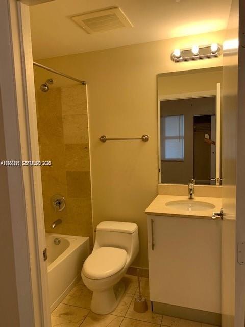 3330 NE 190th St #1018, Aventura FL 33180