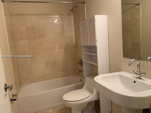 3330 NE 190th St #1018, Aventura FL 33180