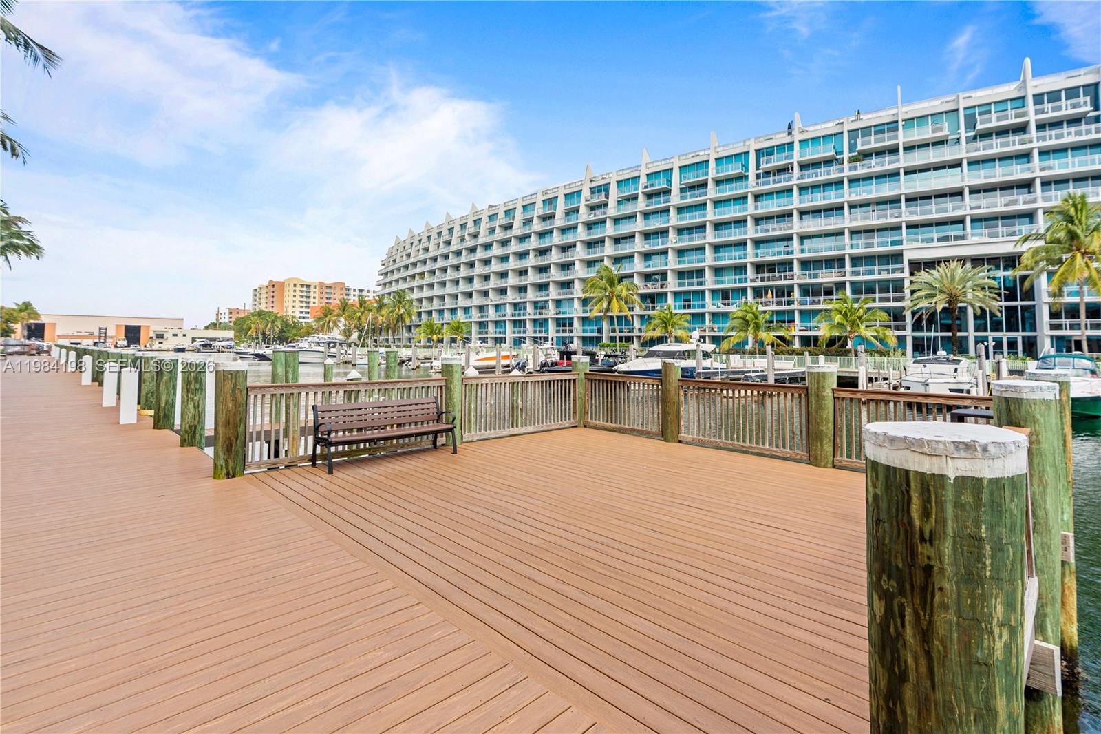 3001 NE 185th St #716, Aventura FL 33180
