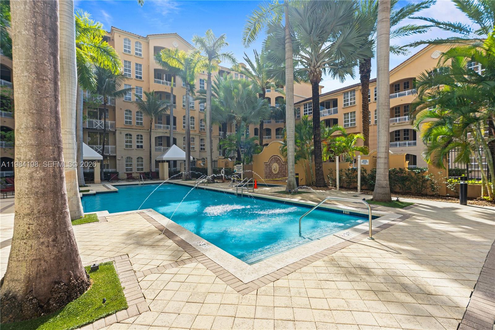 3001 NE 185th St #716, Aventura FL 33180
