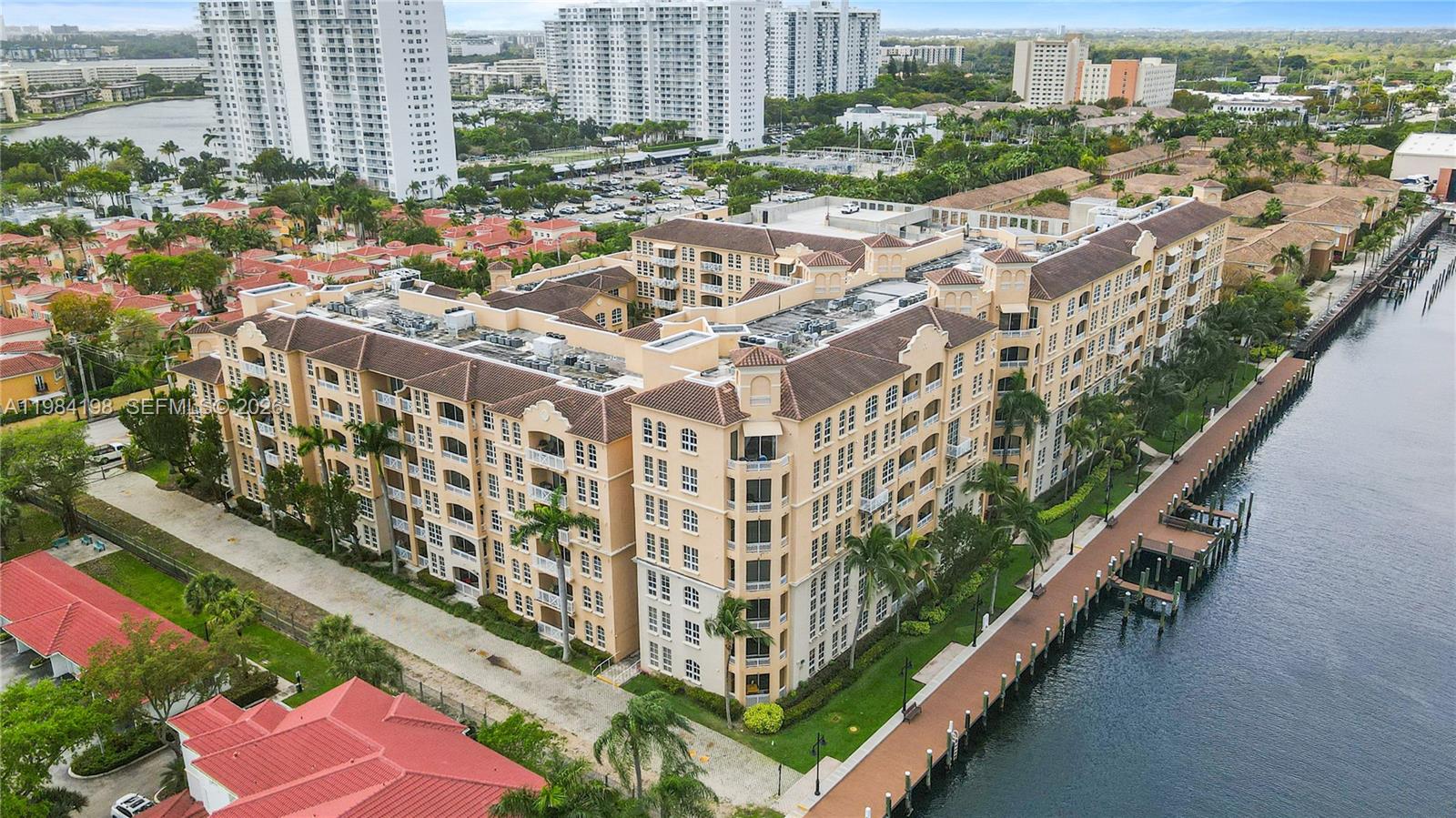3001 NE 185th St #716, Aventura FL 33180