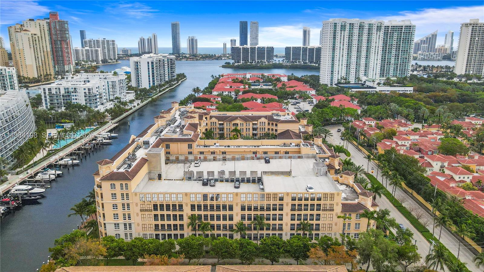 3001 NE 185th St #716, Aventura FL 33180