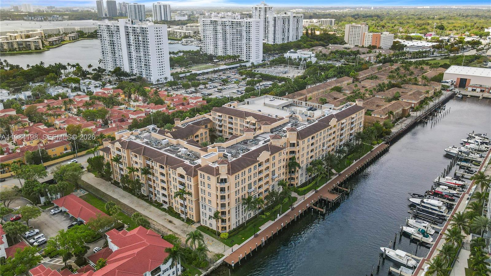 3001 NE 185th St #716, Aventura FL 33180