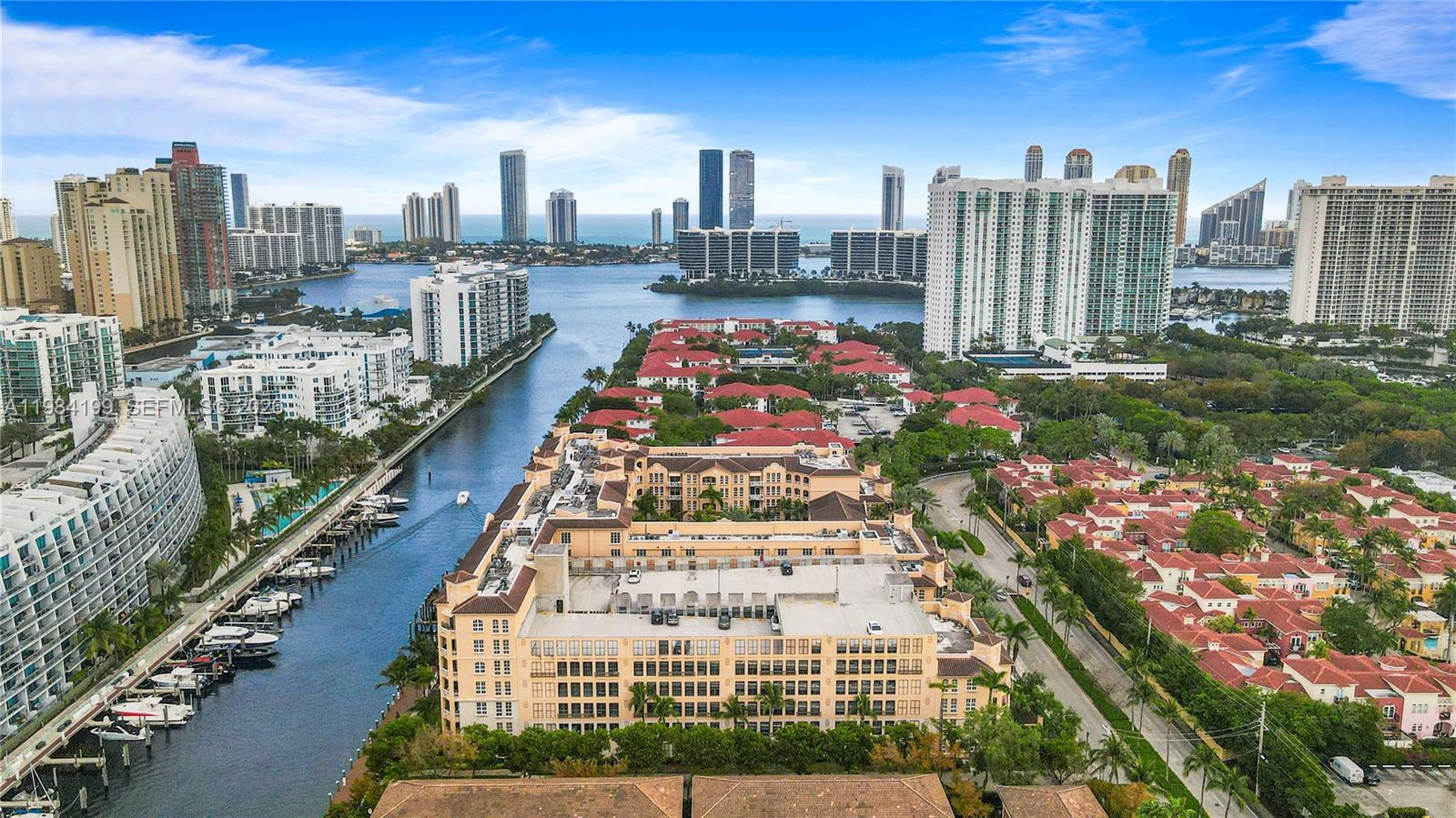 3001 NE 185th St #716, Aventura FL 33180