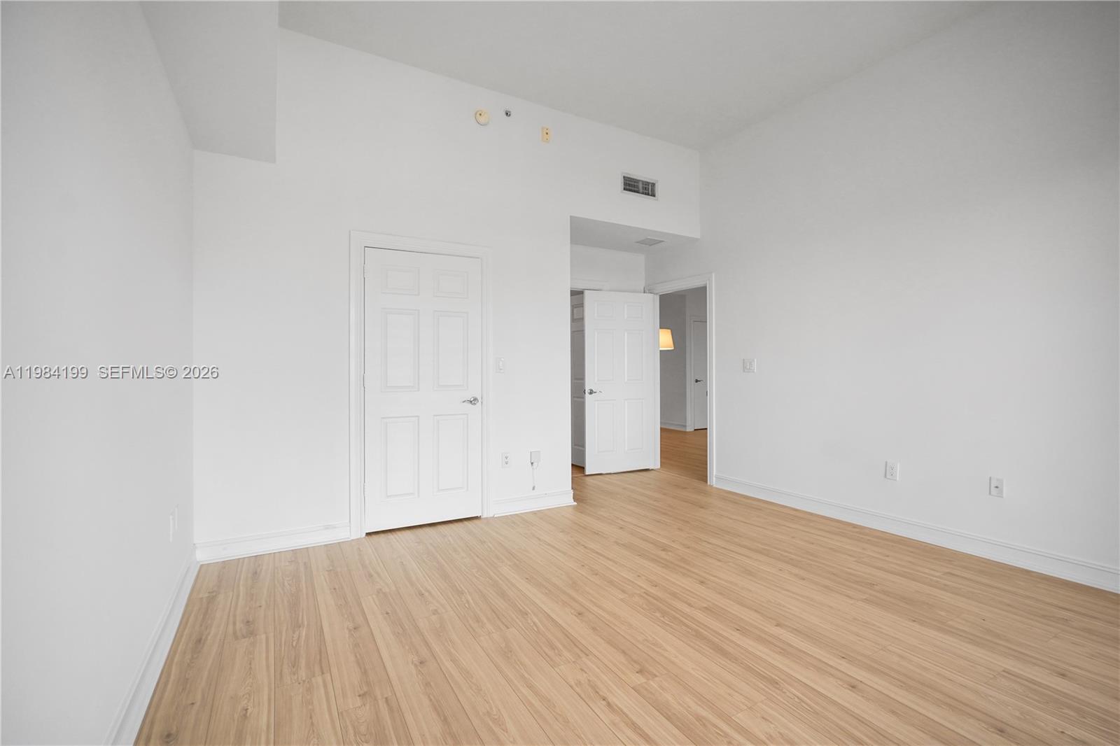 3001 NE 185th St #716, Aventura FL 33180