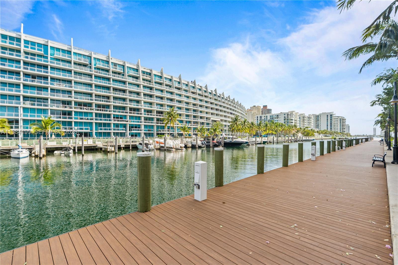 3001 NE 185th St #716, Aventura FL 33180