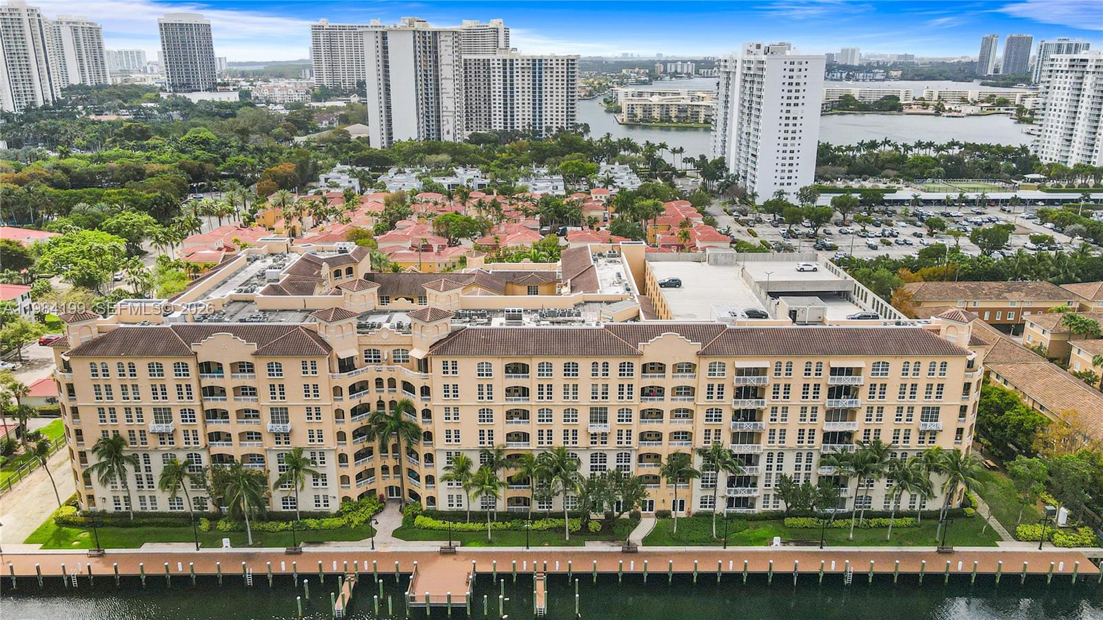 3001 NE 185th St #716, Aventura FL 33180