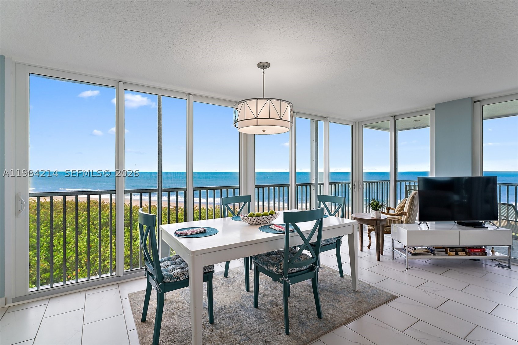 669 NE Plantation Rd #406, Hutchinson Island FL 34996