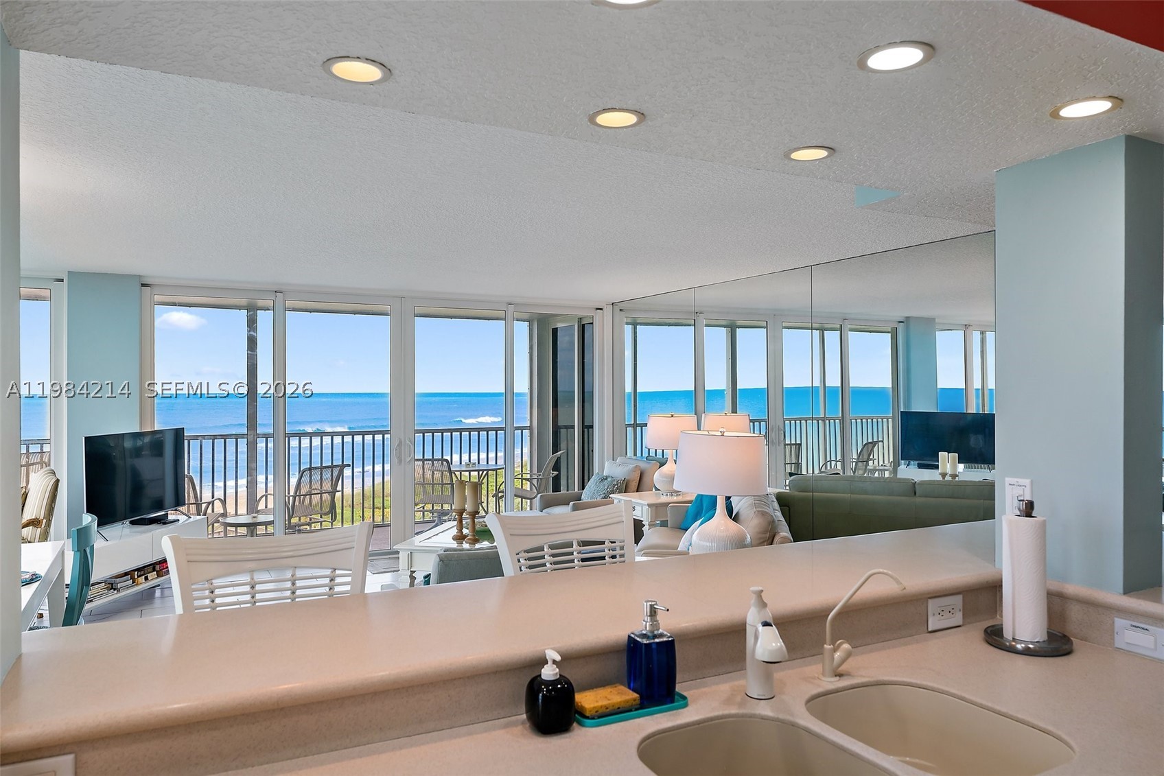 669 NE Plantation Rd #406, Hutchinson Island FL 34996
