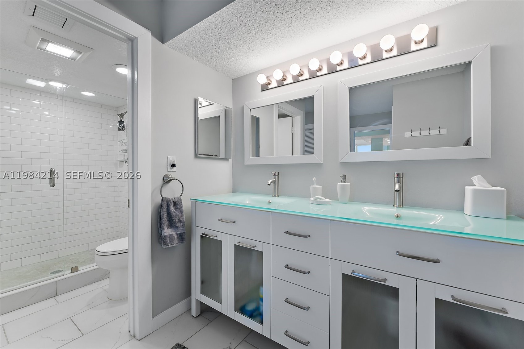 669 NE Plantation Rd #406, Hutchinson Island FL 34996