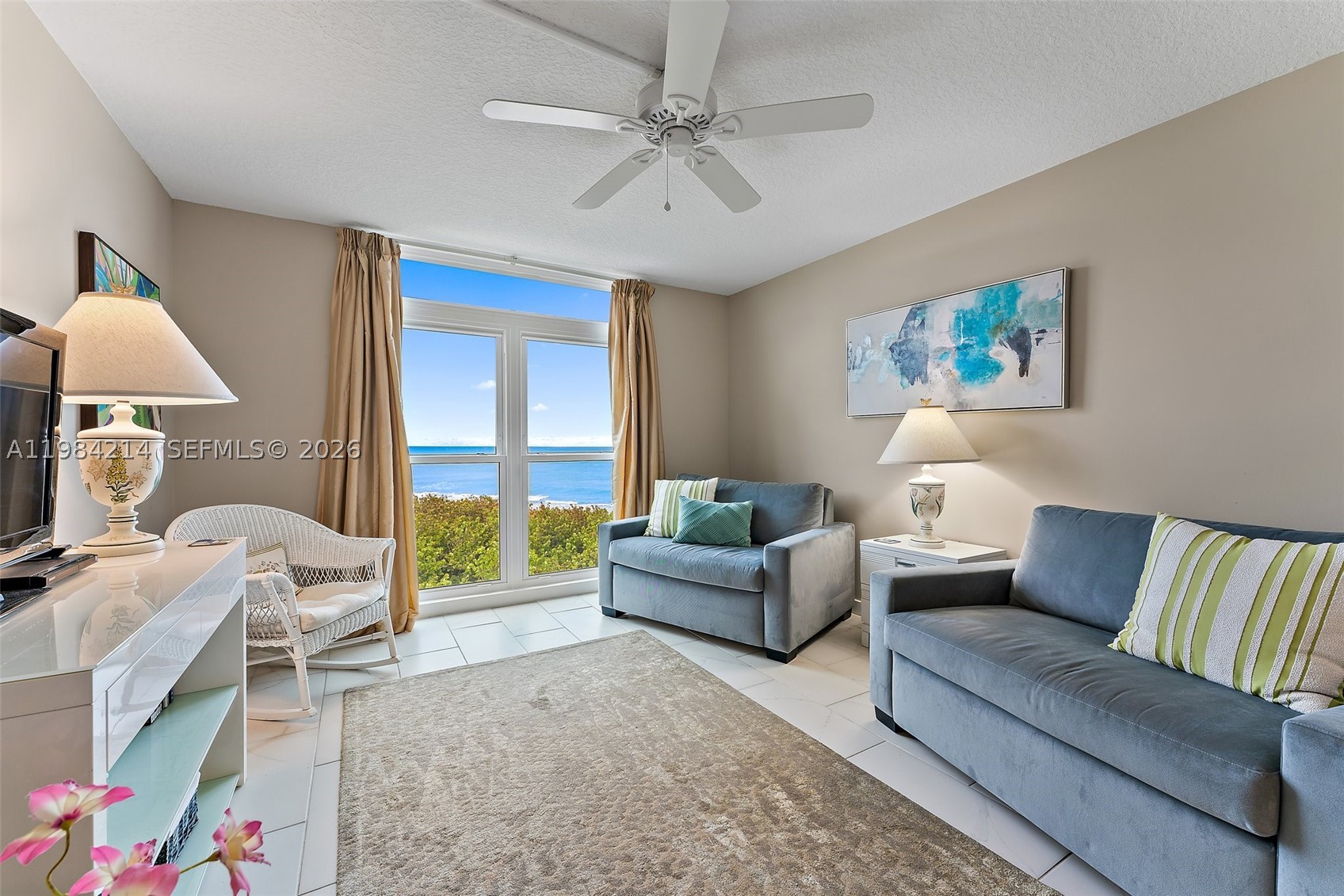 669 NE Plantation Rd #406, Hutchinson Island FL 34996