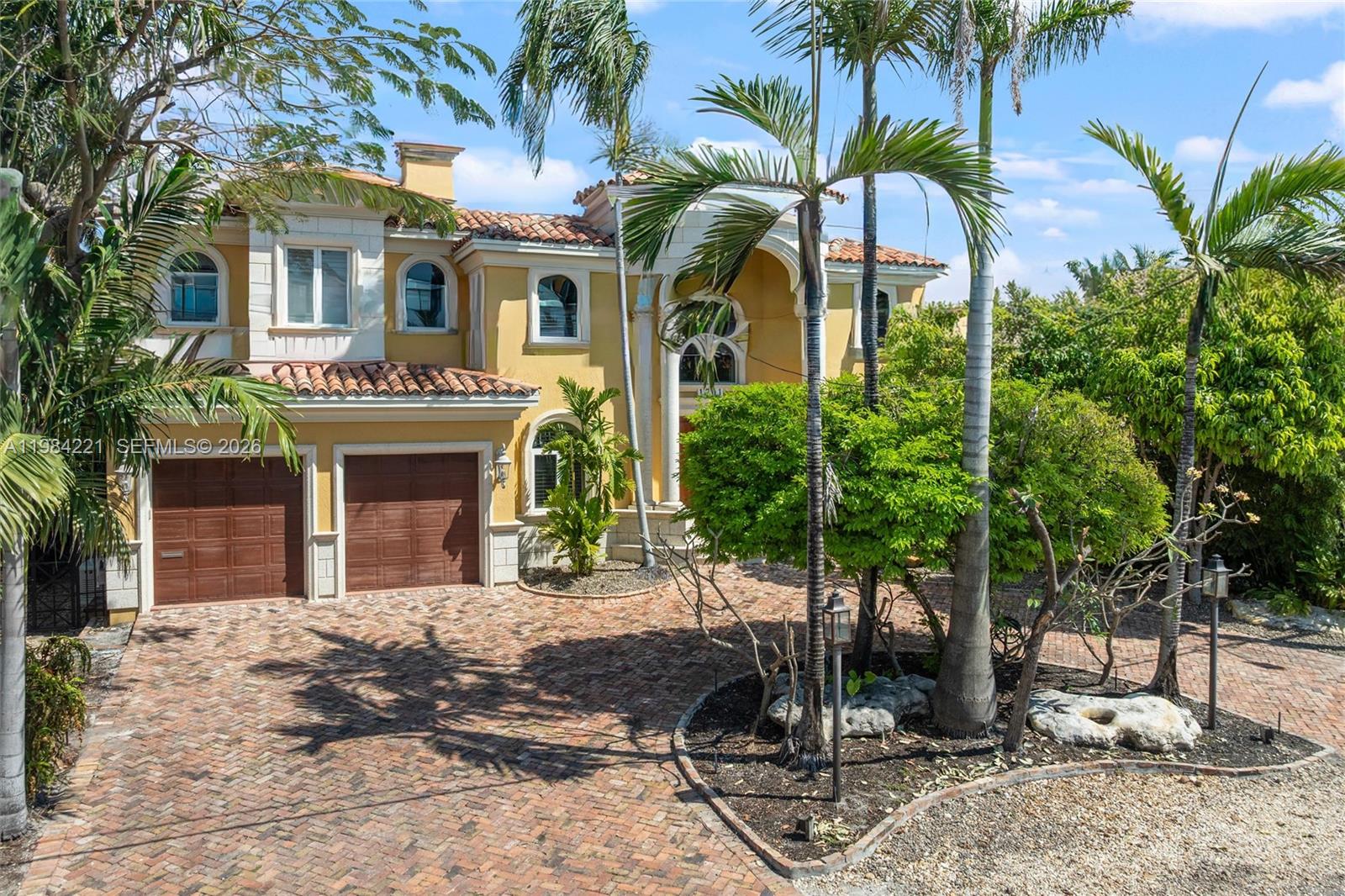 1701 SE 10th St, Fort Lauderdale FL 33316