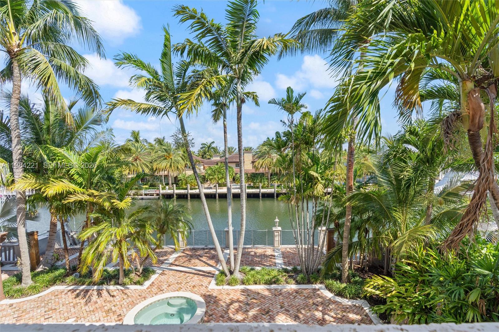 1701 SE 10th St, Fort Lauderdale FL 33316
