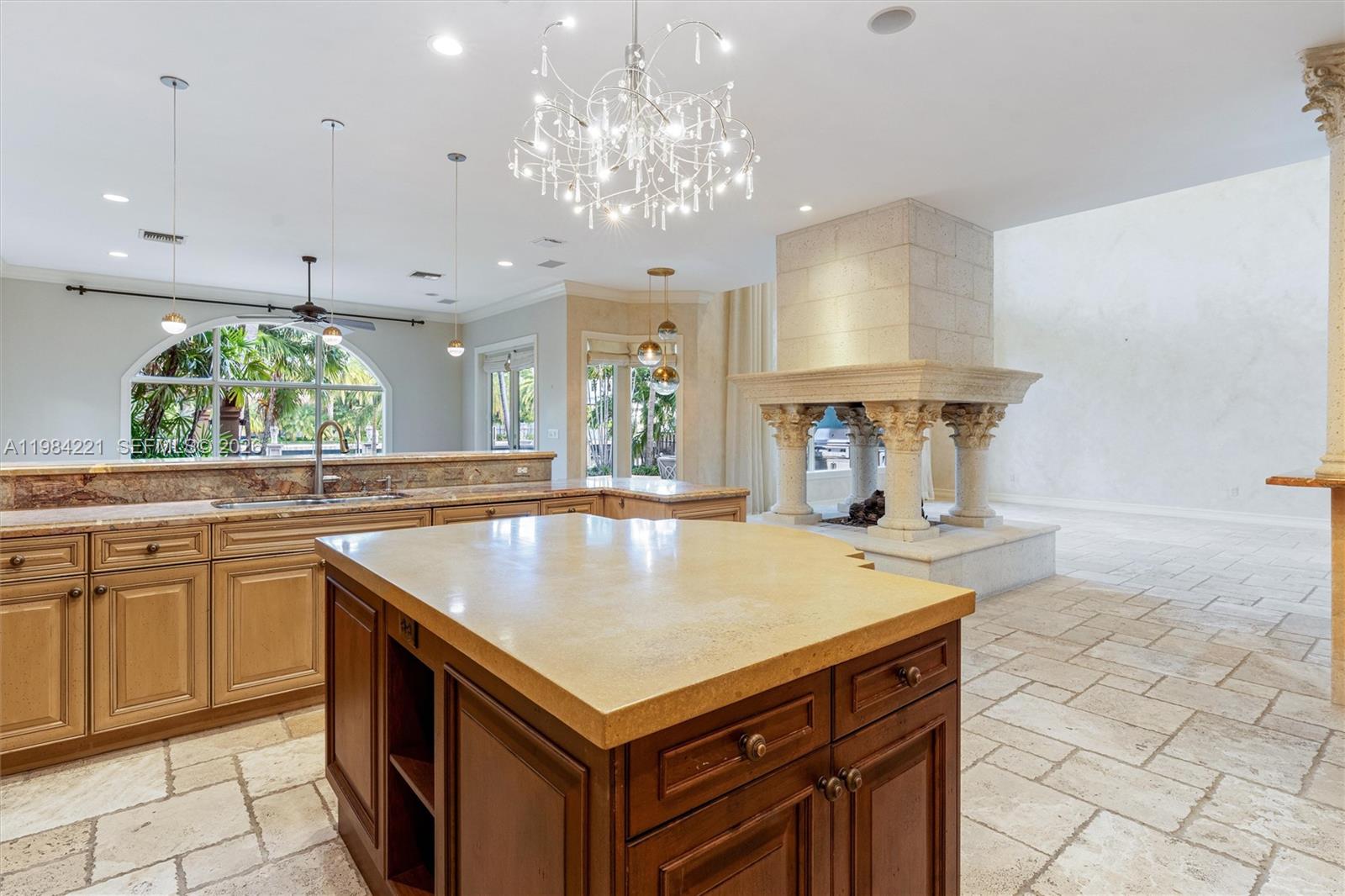 1701 SE 10th St, Fort Lauderdale FL 33316