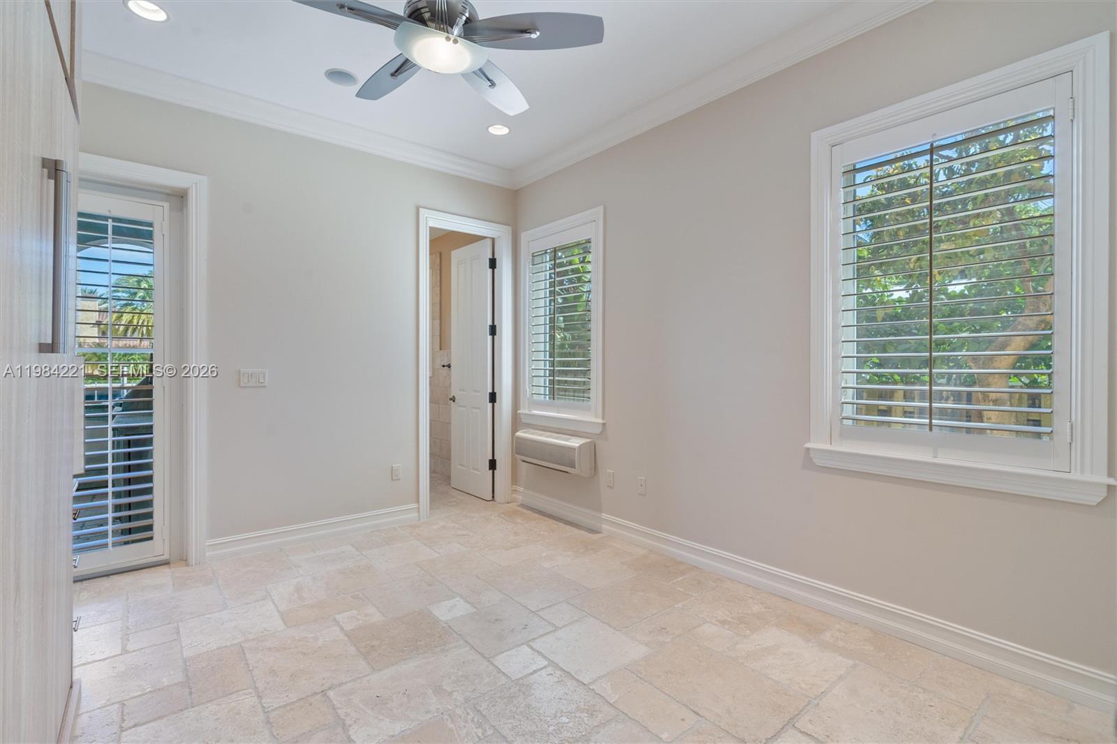 1701 SE 10th St, Fort Lauderdale FL 33316