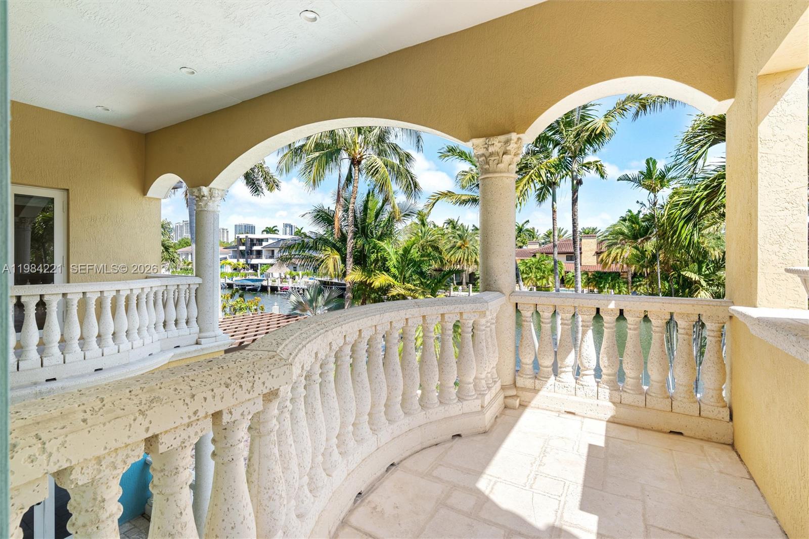 1701 SE 10th St, Fort Lauderdale FL 33316