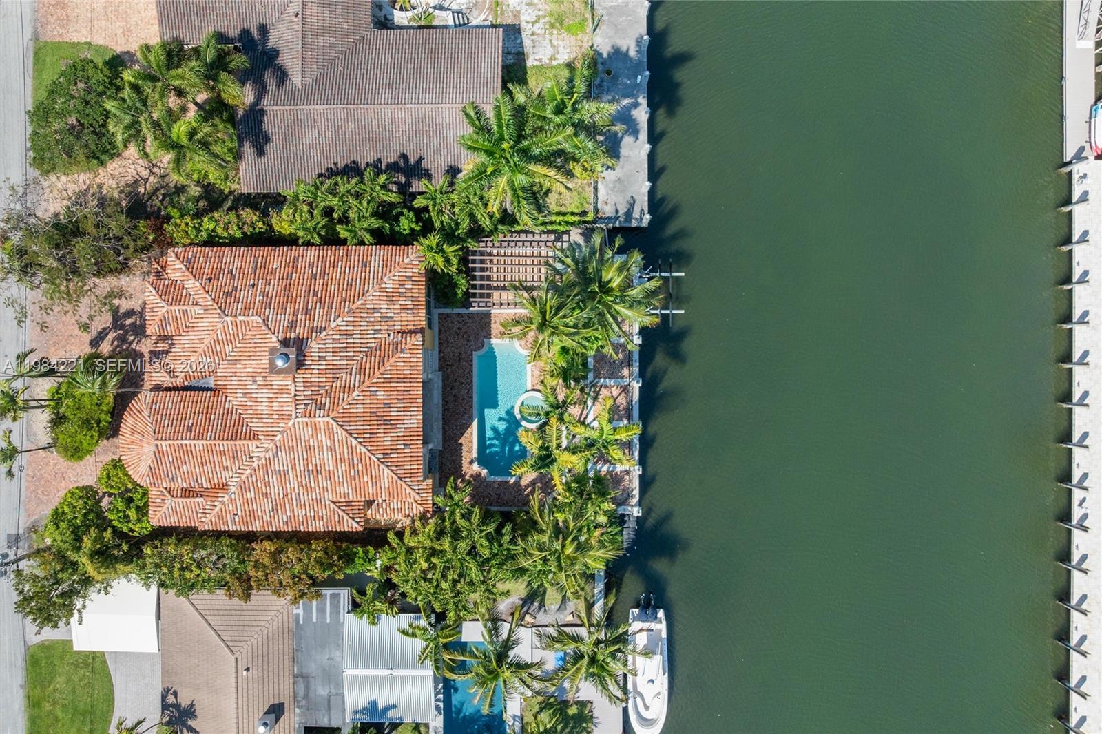 1701 SE 10th St, Fort Lauderdale FL 33316