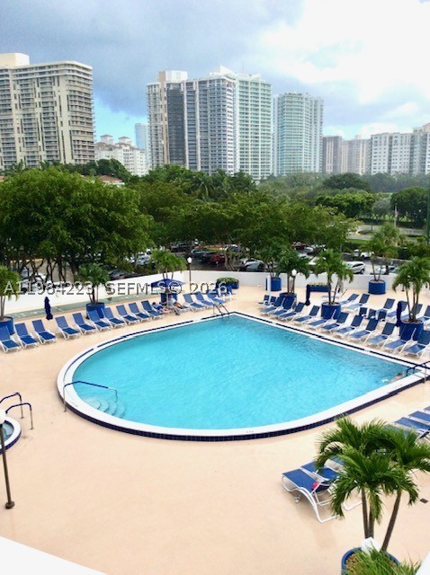 3701 N Country Club Dr #504, Aventura FL 33180