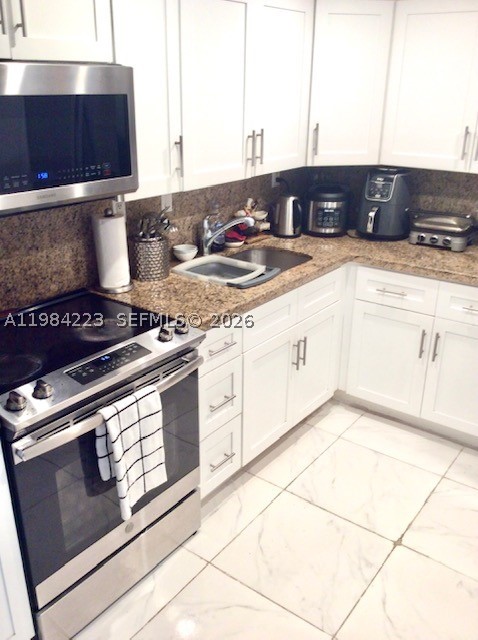 3701 N Country Club Dr #504, Aventura FL 33180